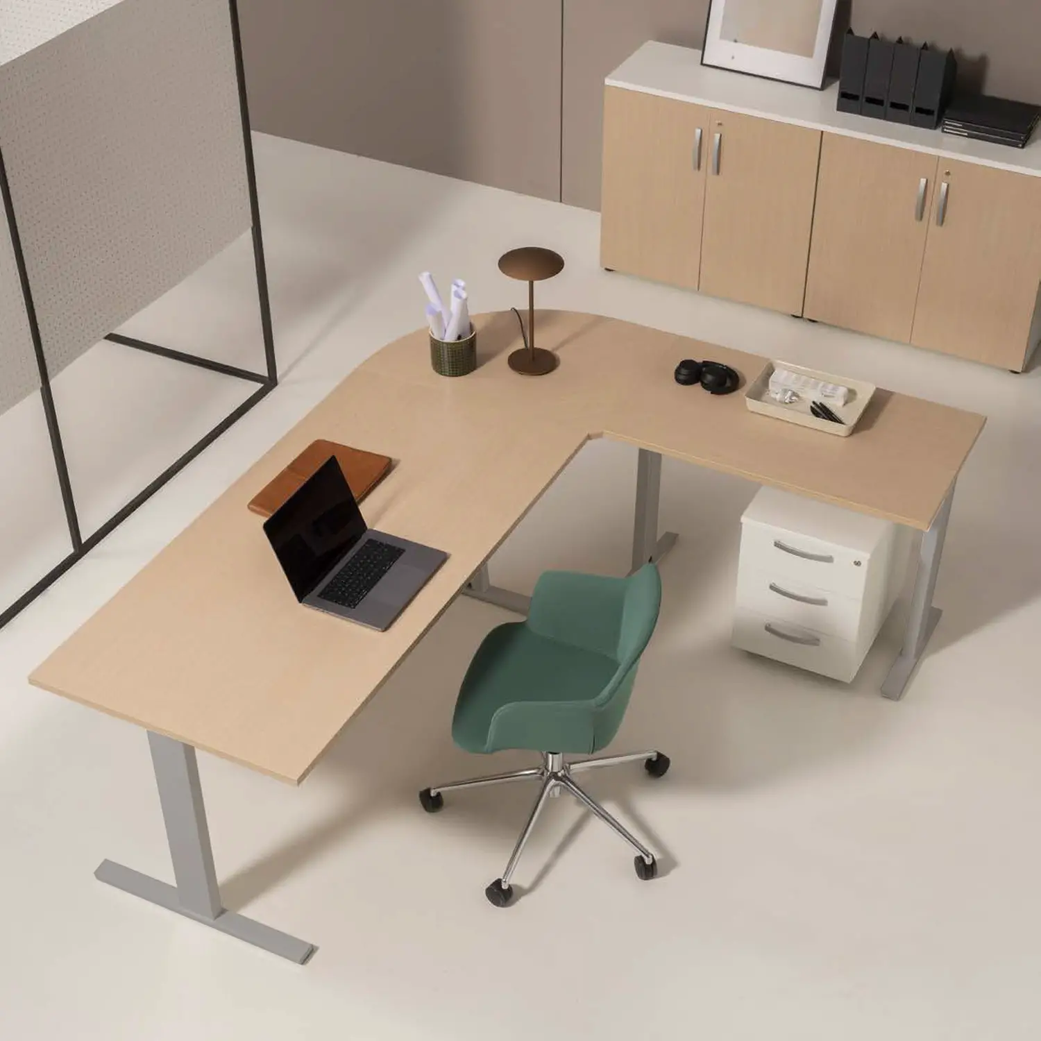 Scrivania TK Eco con Gambe in Metallo e Piano Rovere 160 cm - Conforme CAM - Arredo per l'ufficio